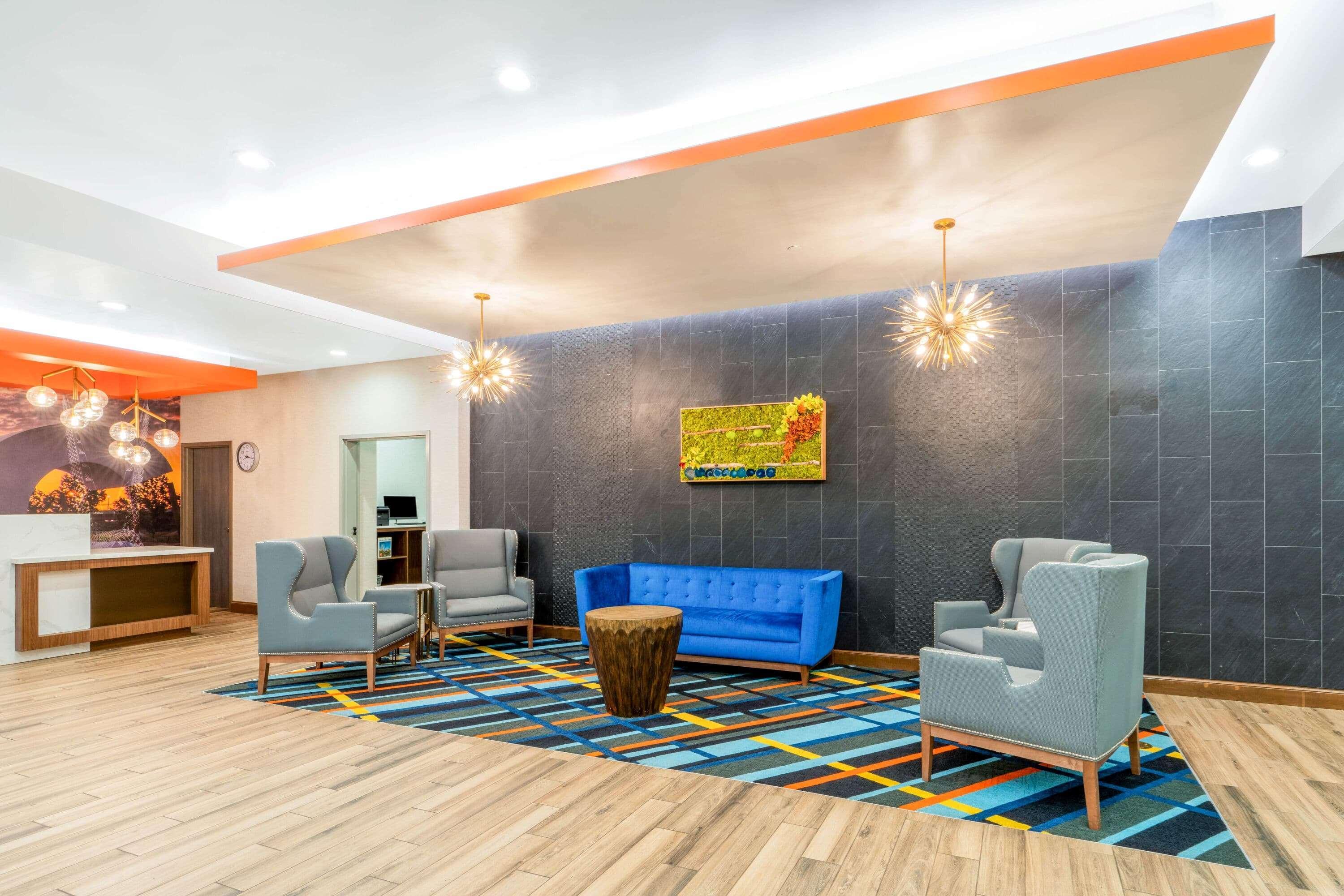 Hotel La Quinta By Wyndham Airport