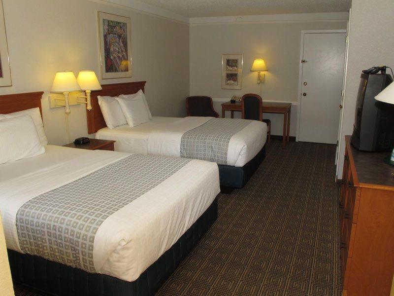 La Quinta By Wyndham Airport